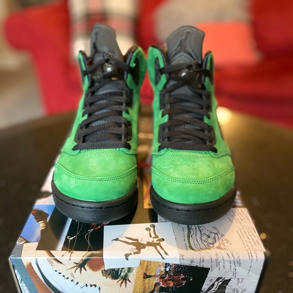 Oregon 5 Jordan’s. Size 9 MENS $275 - Picture 5 of 7